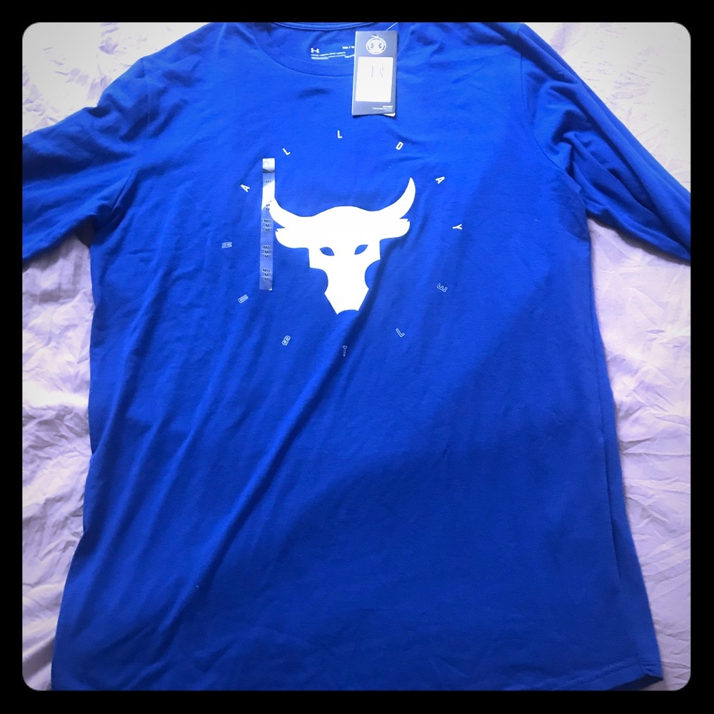 UA “all day hustle”. Fits size LG better